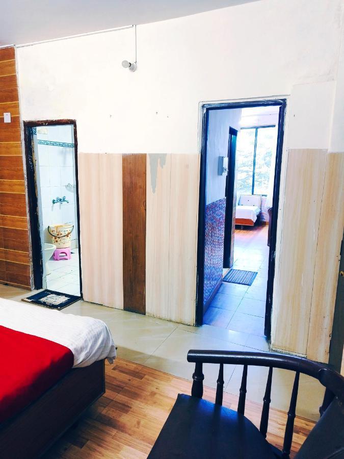 Hotel Holiday Plaza Dalhousie - Near Ghandhi Chowk Mall Road Exterior photo