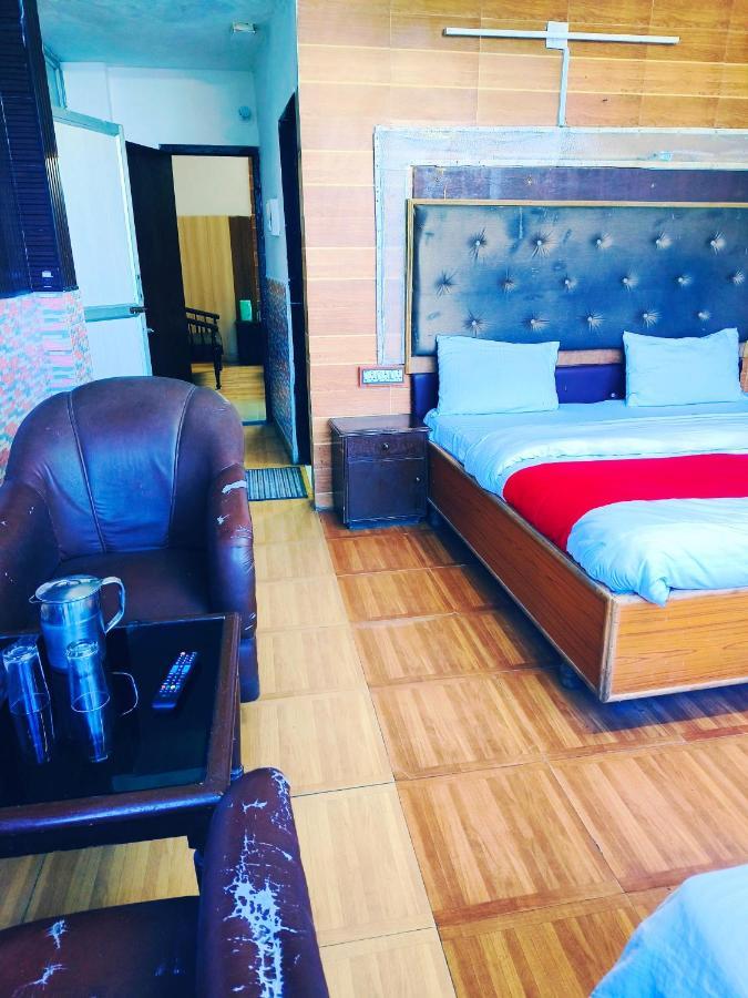 Hotel Holiday Plaza Dalhousie - Near Ghandhi Chowk Mall Road Exterior photo